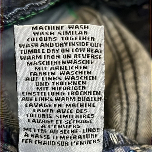 Mini Boden Dark Wash Adjustable Waist Jeans in a size 9Y - Picture 7 of 9